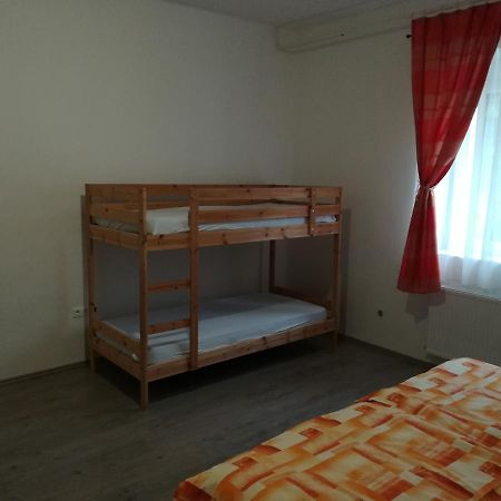 Suemegi Levendula Apartmanok Exterior foto