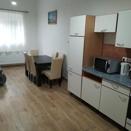 Suemegi Levendula Apartmanok Exterior foto